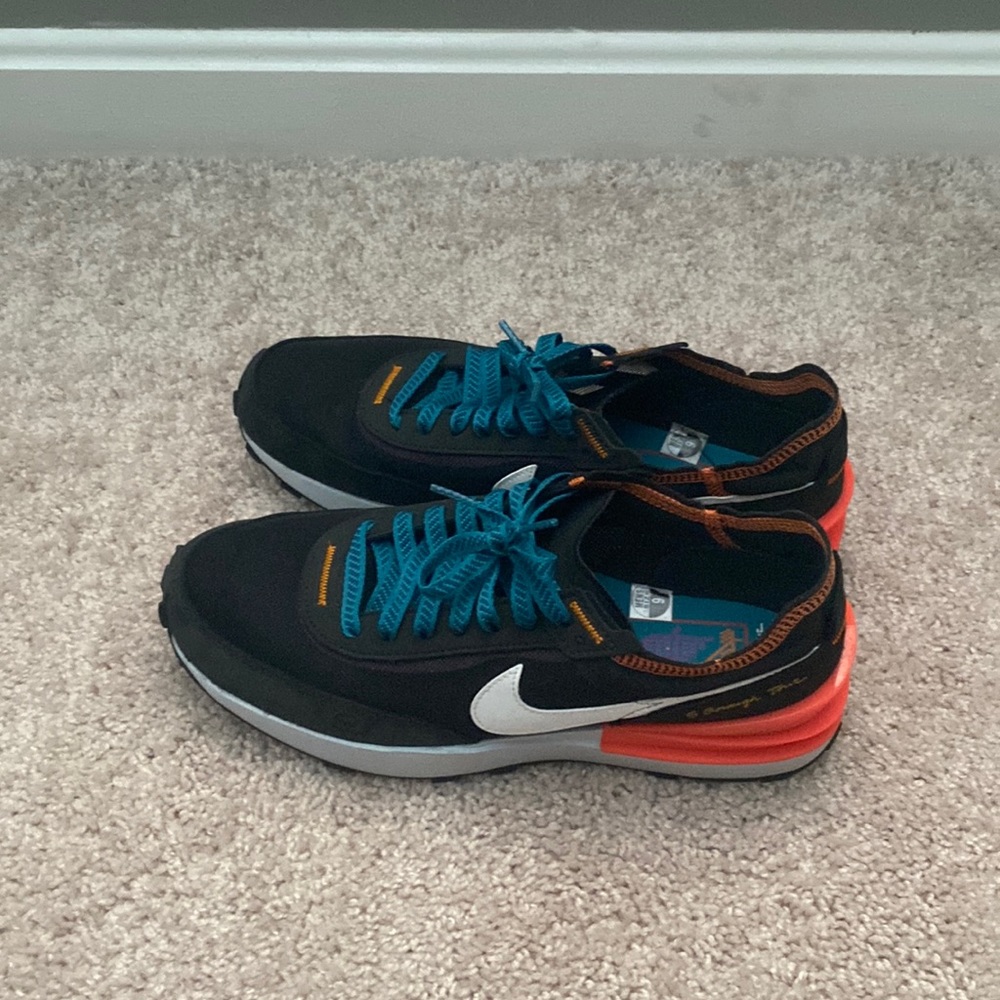Nike size 9 men’s